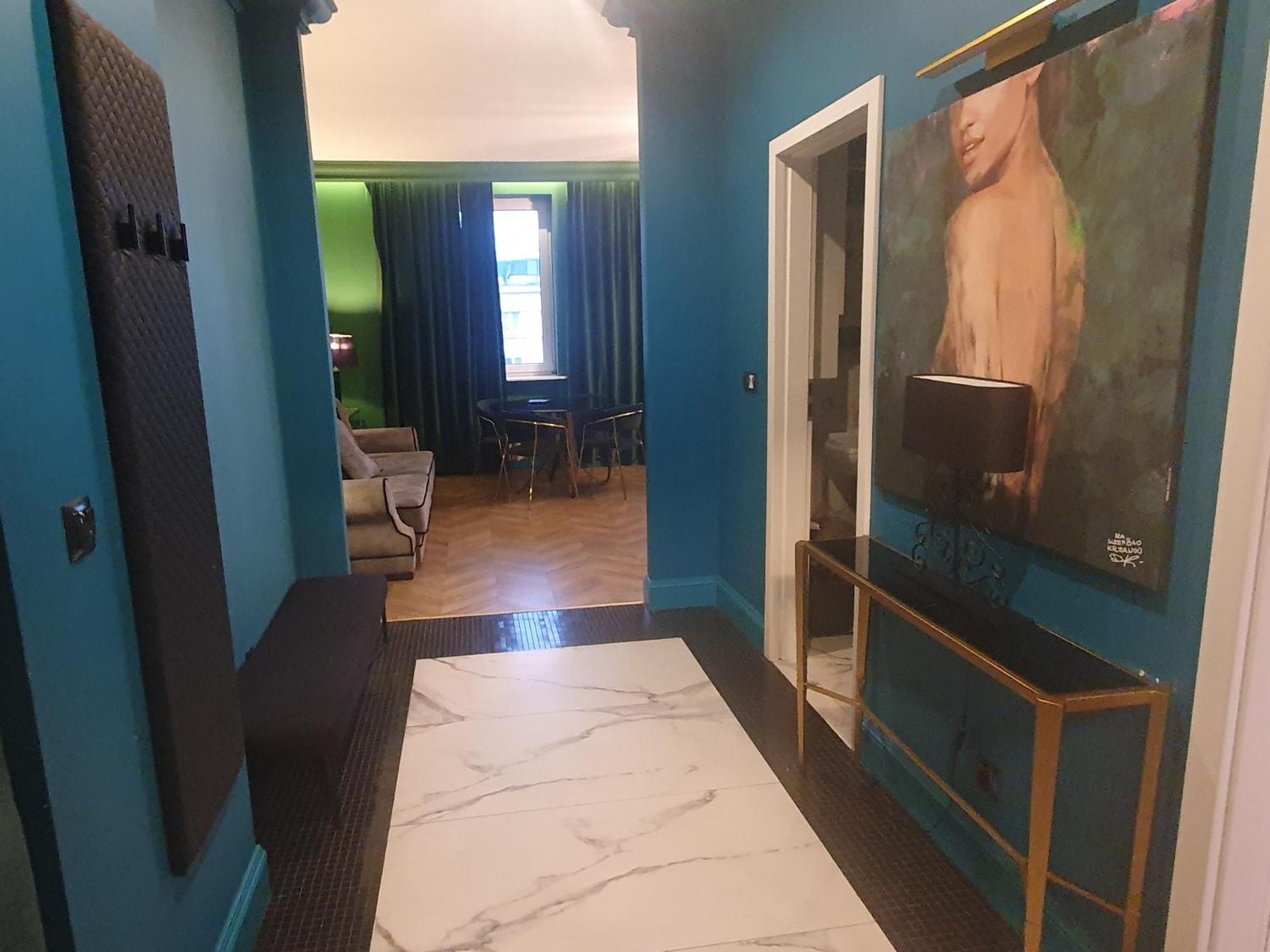 City Center Apartment Near Public Swimming Pool Varsó Kültér fotó