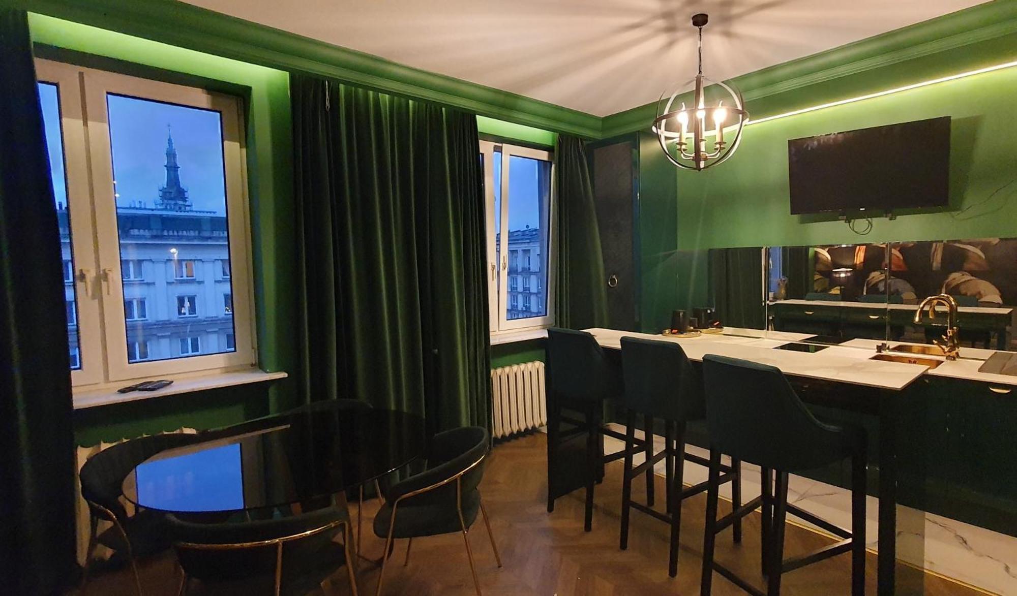 City Center Apartment Near Public Swimming Pool Varsó Kültér fotó